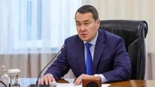 Главе ВАП задали "аккуратный вопрос" о возможном дефолте КТЖ