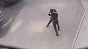 Драку во дворе одного из ЖК засняли в Астане