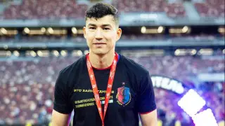 "В России было легче": отец Зайнутдинова об адаптации в Турции