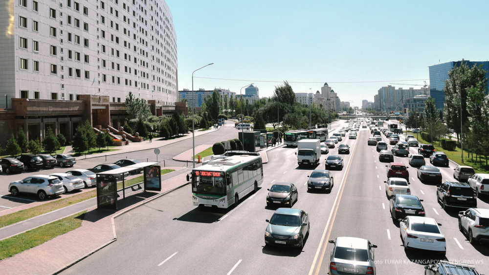 В Астане 19 автобусных маршрутов изменят схему движения