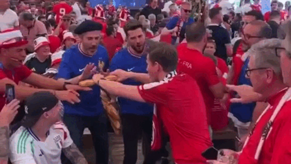 Кадры из видео