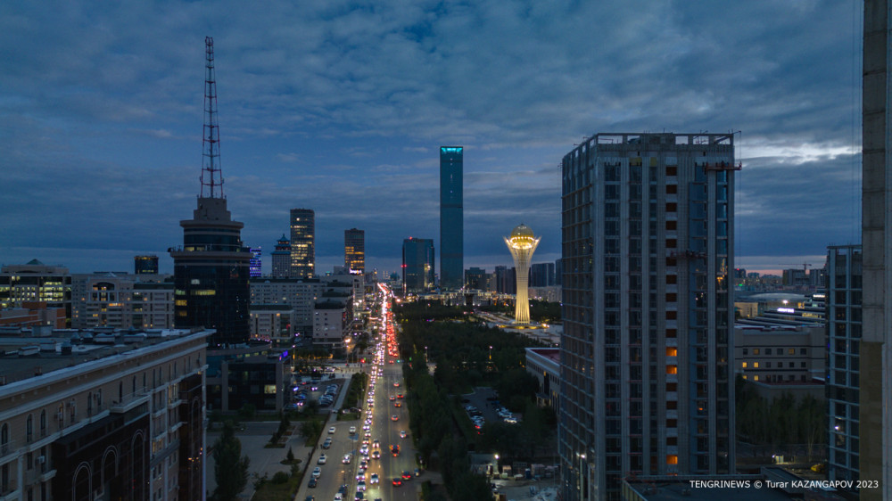 Грозы и шквал: погода в Алматы и Астане на 3 дня