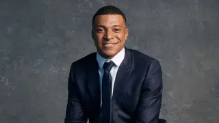 Как маска повлияет на игру Килиана Мбаппе в сборной Франции