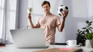 Отцы-алиментщики проиграли на ставках 100 миллионов в ВКО