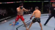 Нокаутом на второй минуте завершился главный поединок турнира UFC