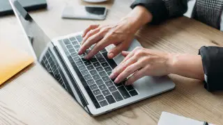 В Казахстане перестал работать сервис e-Otinish