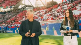 Ошибка легендарного футболиста в прямом эфире насмешила фанатов