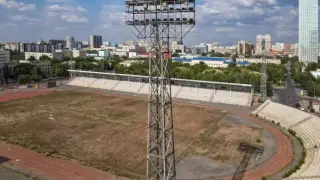 Старейший стадион в Астане снесут летом? Ответ акимата