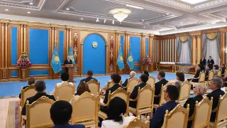 Вопиющие случаи должны осуждаться обществом - Токаев о вандалах