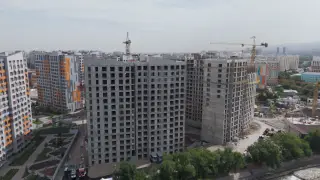 Многоэтажку в Алматы раскачали до 9 баллов