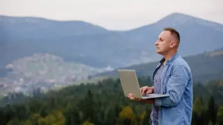 В Греции ввели шестидневную рабочую неделю: как выросла зарплата