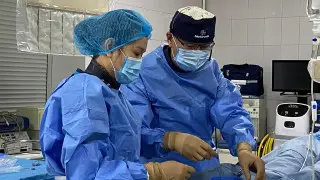 Мужчину с почти 100-процентным сужением сосудов сердца спасли в Алматы