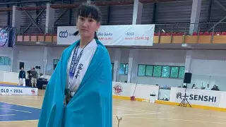 15-летняя казахстанка выиграла "Кубок мира" по карате