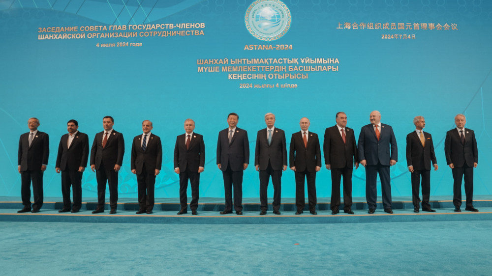 Галстуки на саммите ШОС в Астане: что такое дипломатический дресс-код