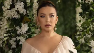 Макпал Исабекова разместила фото новорожденной дочери