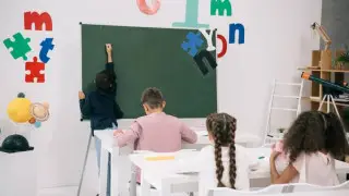 "Не просто зубрежка". Ашимбаев высказался о роли образования