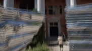 "Локация-то хорошая": Как выглядит сейчас сгоревшая больница в Алматы и что с ней будет