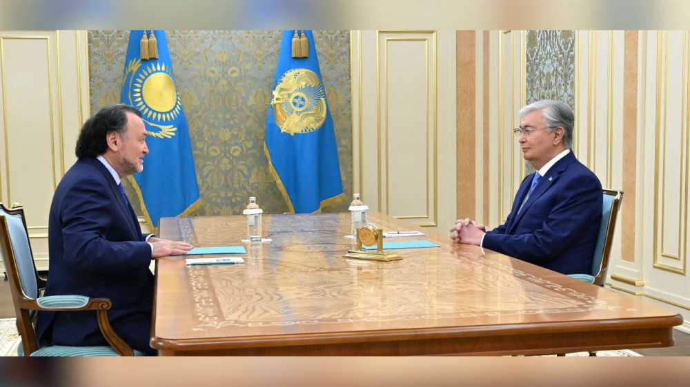 Президент Токаев встретился с Мухтаром Кул-Мухаммедом