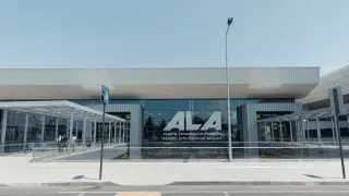 Полицейские "поработали" с нечестными таксистами в аэропорту Алматы