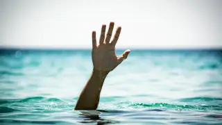 "Погибли на наших глазах". Трагедия произошла на водопаде близ Шымкента