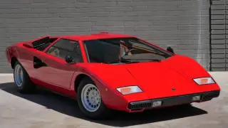 Больше 500 000 долларов за уникальный Lamborghini предлагают на аукционе