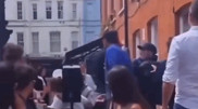 Боксер-тяжеловес напал на курьера из-за велосипеда