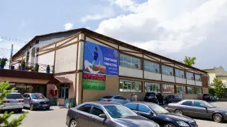 Как выглядит школа, принадлежавшая экс-министру Мухамедиулы