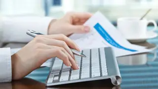 Мошенники отправляют казахстанцам уведомления о "нарушениях взыскания задолженности"