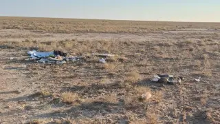 Мусор на месте презентации "зеленой" электростанции возмутил жителя Мангистау