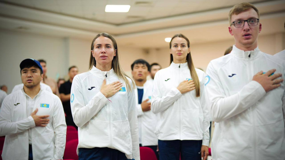 67 тренеров и 16 спарринг-партнеров: кто поехал на Олимпиаду в составе сборной Казахстана