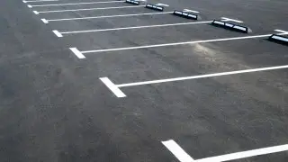 В Астане изменились тарифы на парковку у железнодорожного вокзала