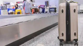 Туристы не могут вылететь из Астаны во Вьетнам из-за поломки самолета