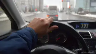 Водителя с долгами на 153 миллиона выявили в Казахстане