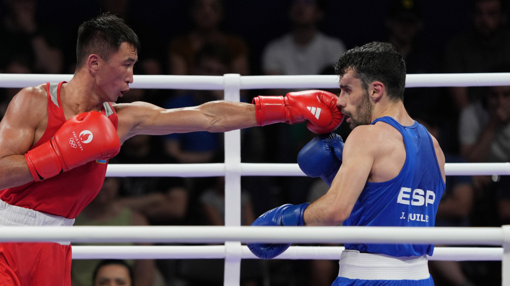 Чемпион мира из Казахстана высказался о сенсации на Олимпиаде