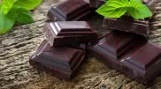 Ученые обнаружили токсичные вещества в шоколаде. Стоит ли беспокоиться?