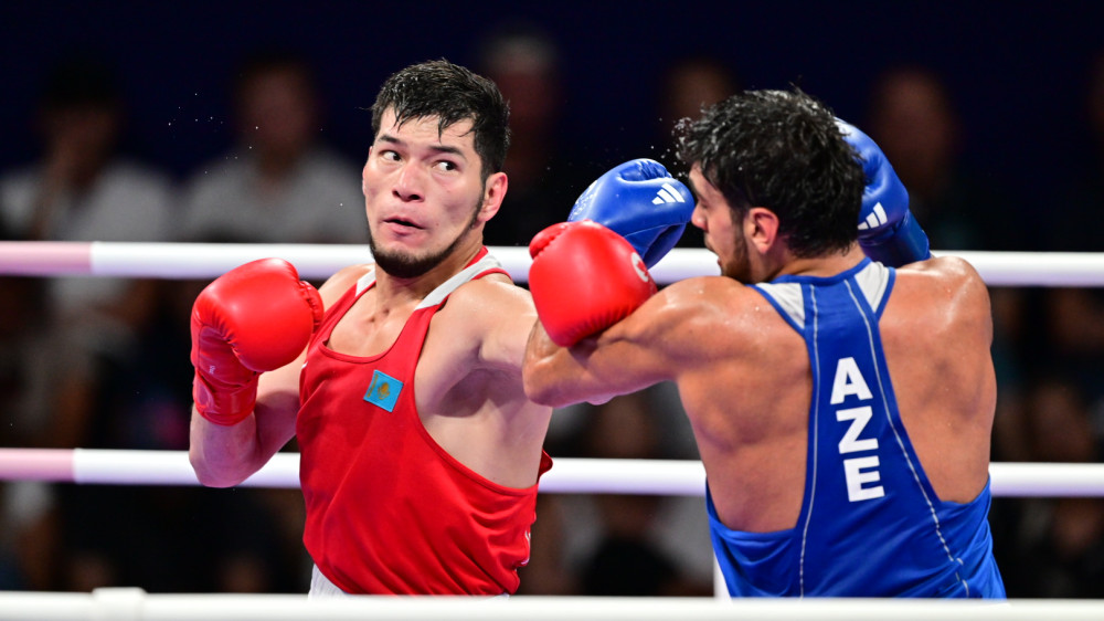 Чемпион мира из Казахстана завоевал первую медаль ОИ в боксе