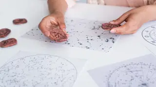 Гороскоп на сегодня: кому улыбнется фортуна, а кому стоит поберечь здоровье