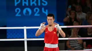 Призер Олимпиады по боксу сделал предложение "Мисс Кыргызстан"