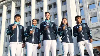 Жилищные сертификаты и ключи от новых авто подарили призерам Олимпийских игр из Алматы