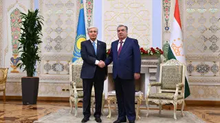 Токаев и Рахмон провели переговоры в Душанбе