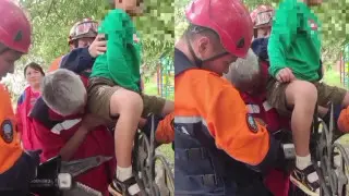 Ребенок проткнул ногу штырем от забора в Астане