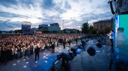 Полицейские вернули родителям 35 детей, потерявшихся во время концерта в Караганде