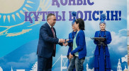 237 семьям вручили ключи от новых квартир в области Абай