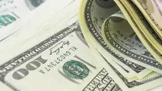 Какой курс доллара установился в Казахстане