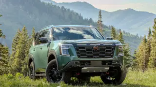 Nissan представил два новых внедорожника в один день: что о них известно