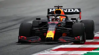 Макс Ферстаппен покинет “Ред Булл“ до окончания контракта