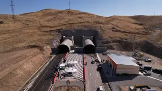 В Казахстане достроили самый длинный автомобильный тоннель