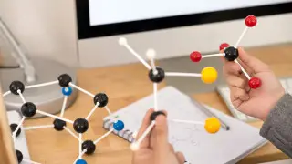 В Казахстане будет две академии наук