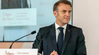 Макрон призвал Европу в будущем пересмотреть отношения с Россией