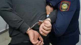 Аферист, обещавший помочь с покупкой водительских прав, задержан в Астане